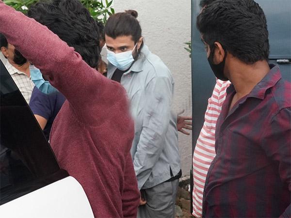 Pic Talk: Vijay Deverakonda Spotted After An Ad Shoot