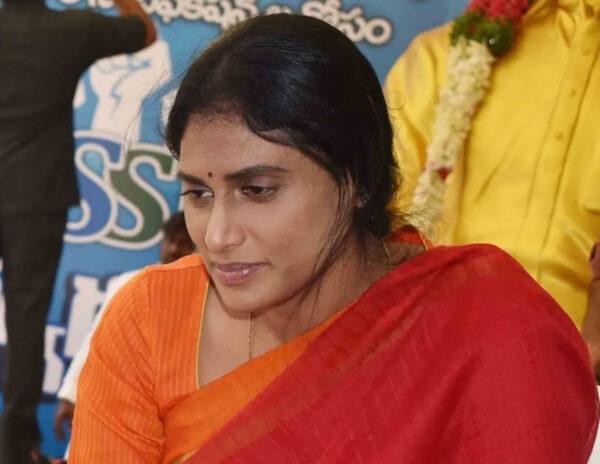 Sharmila Pained By Jagan's Behavior?