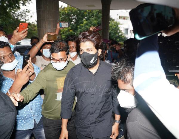  Allu Arjun Silences Critics!