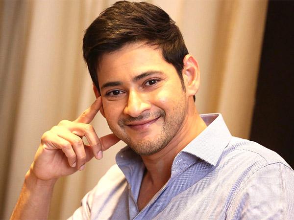 Mahesh Babu Collaborating With Bollywood Hero!