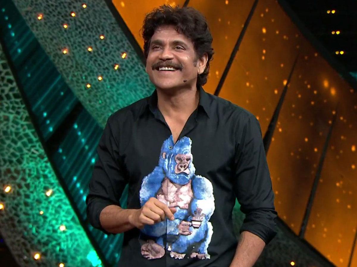 Bigg Boss Telugu: S5: E7: Nagarjuna Goes Easy on Inmates