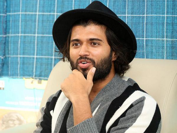 Vijay Deverakonda Gives Second Chance For The Bollywood Star