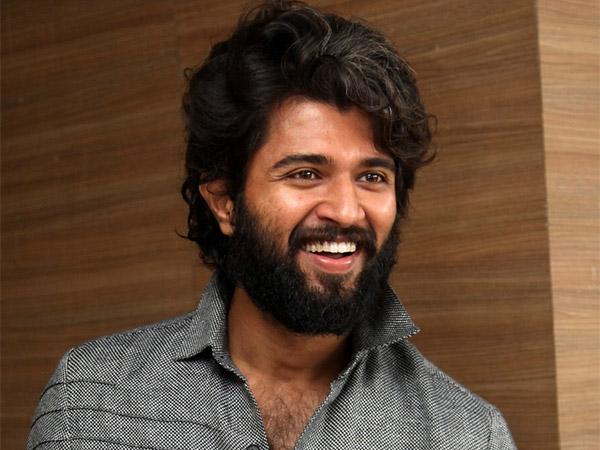 Vijay Deverakonda Working On Abroad Plans