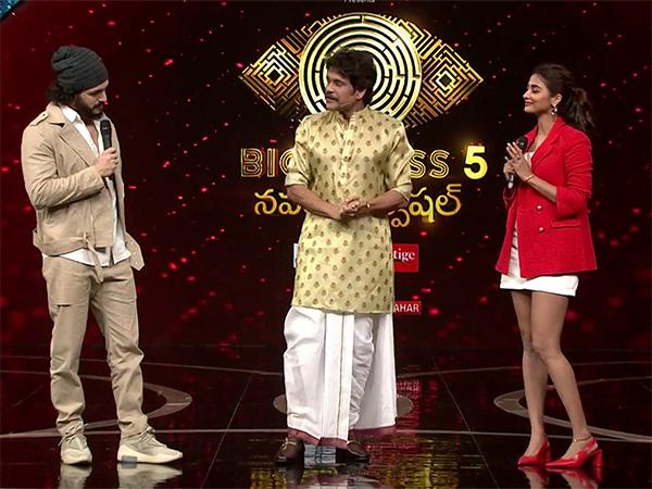 Bigg Boss: S5: E36: Celebrities, Inmates and Navaratri
