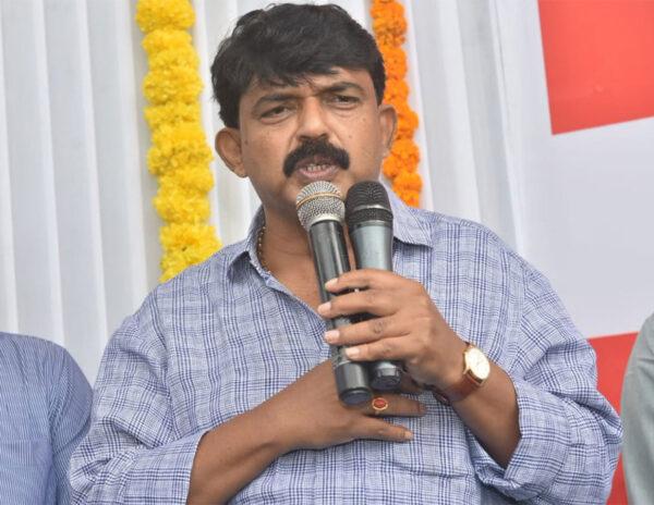 Merge AP And Telangana: Jagan's Minister