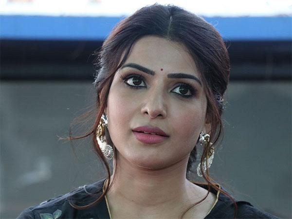 Samantha Deletes Naga Chaitanya's Pictures