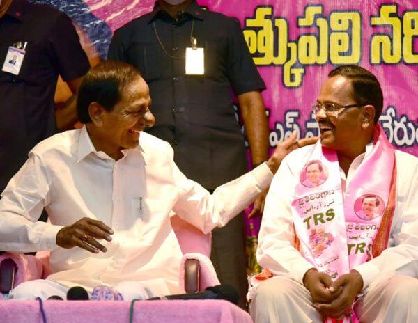 kcr-mothukapalli-narasimhulu-bonding