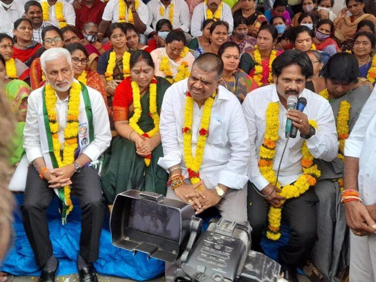 visakhapatnam mp mvv satyanarayana comments on pattabhi