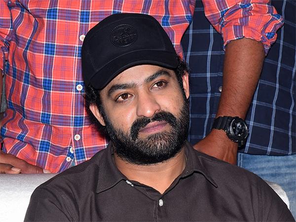 jr ntr evaru meelo koteswarulu show