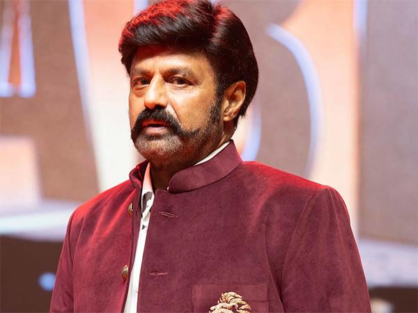 balakrishna boyapati srinu movie akhanda release tension in fans