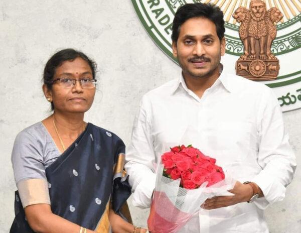 Dr dasari Sudha Wins YSRCP Badvel By- Elections