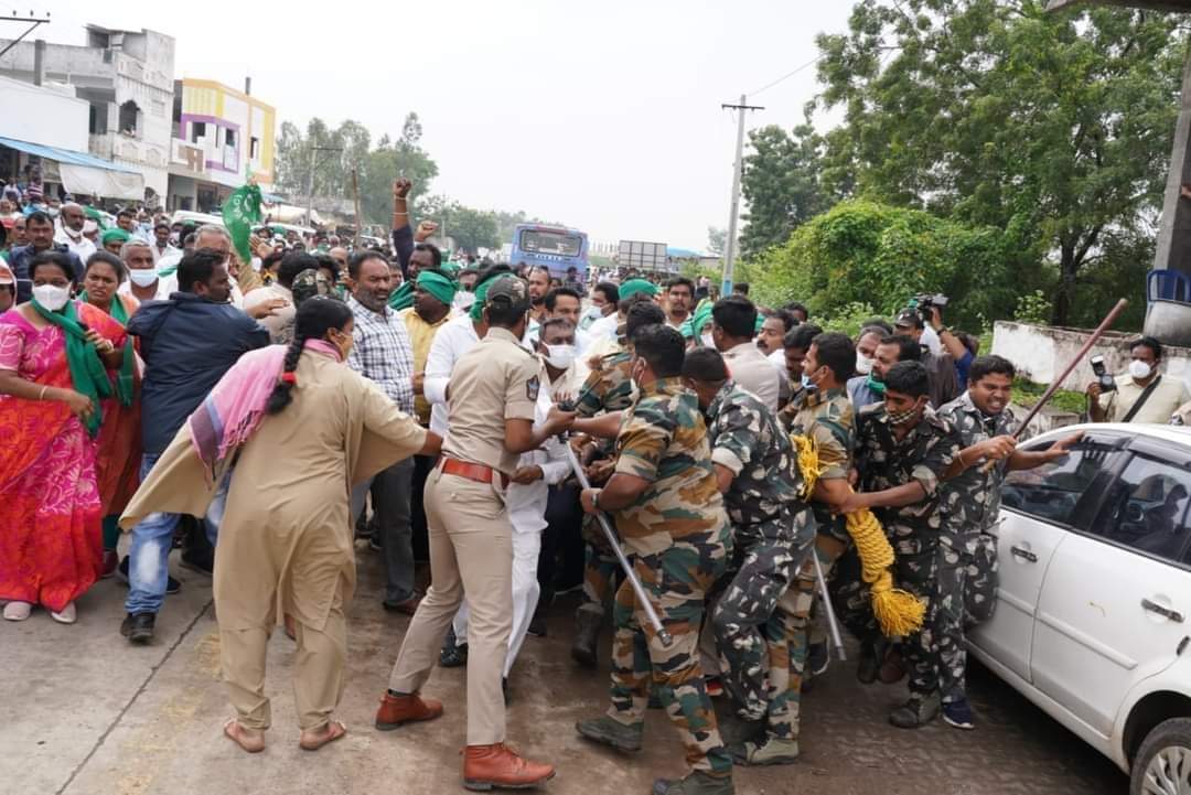 Lathi Charge On Amaravati Farmers
