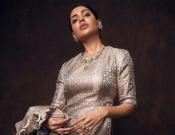 Samantha Flaunts Her Attitude!