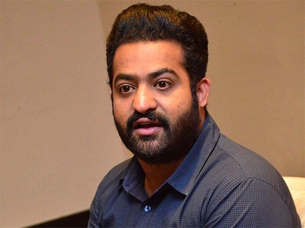 జూనియర్ ఎన్టీఆర్ పై ఎందుకంత ప్రేమ?