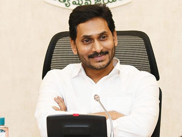 వైరల్ : సీఎం గారి కామెడీ!