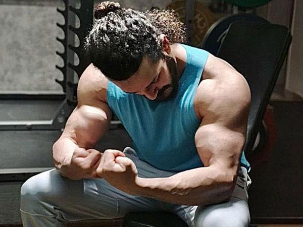 Pic Talk: Akkineni Hero Flaunts Bulging Biceps