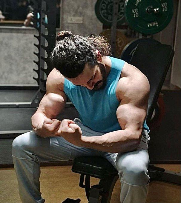 Pic Talk: Akkineni Hero Flaunts Bulging Biceps