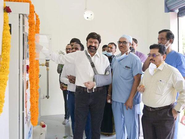 Balakrishna in Basavatarakam Cancer Hospital