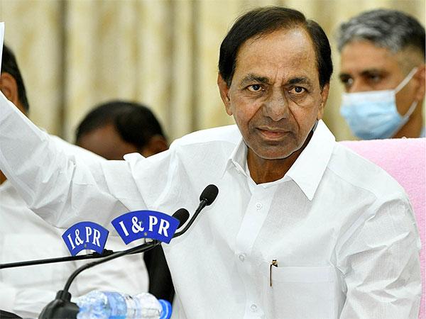 Looks Like KCR Is Trying To Score Over Jagan In This Issue