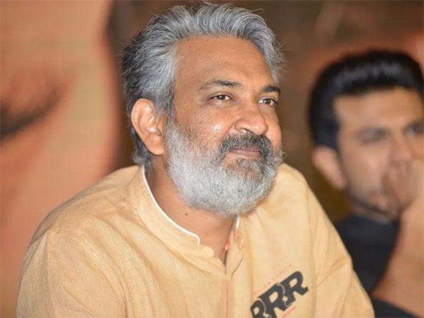 Rajamouli Does Not Repeat Allu Arjun's Mistake