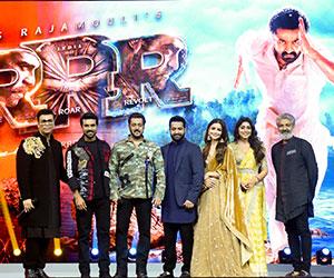 Roar Of RRR In Mumbai Pre- Release Event Pics