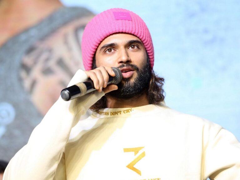 Vijay Deverakonda Indirect Jibe On Jagan