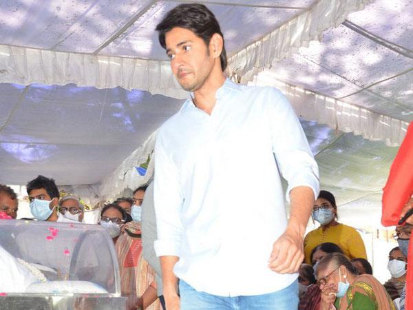 Viral Video Mahesh Babu To Undergo A Minor Surgery1