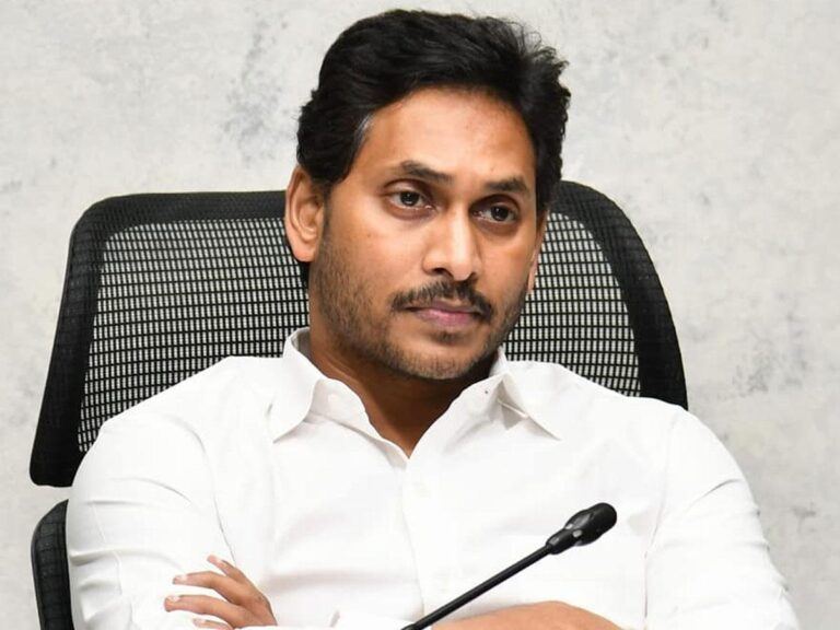 YS Jagan -liqour prices