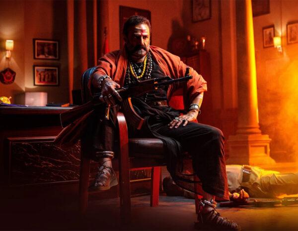 'అఖండ' ధియేటర్ల సీజ్... టాలీవుడ్ దిక్కెవరు..?