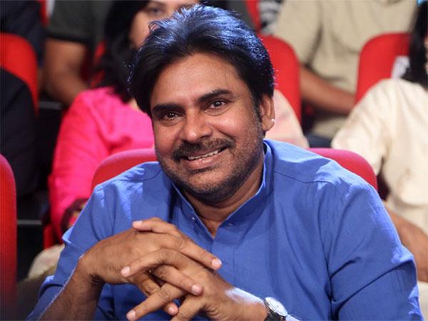 ఆర్ఆర్ఆర్ & రాధే శ్యామ్... పవనే రక్షకుడా..?