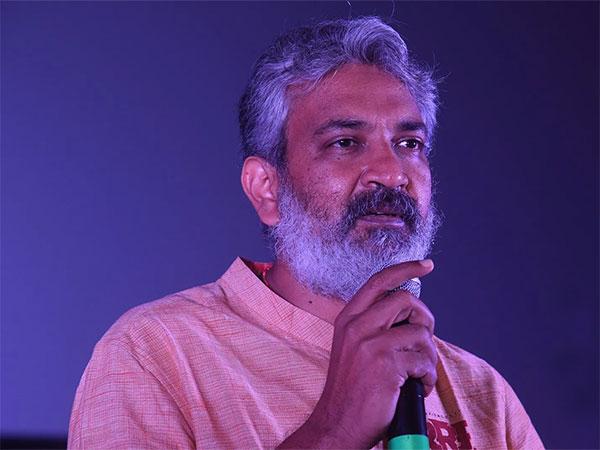 టీవీ9పై పంచ్ పేల్చిన రాజమౌళి!