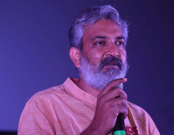 టీవీ9పై పంచ్ పేల్చిన రాజమౌళి!
