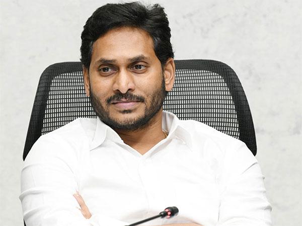 సీఎం గారు... ట్విస్ట్ లు లేని శుభంకార్డు పడినట్లేనా..!