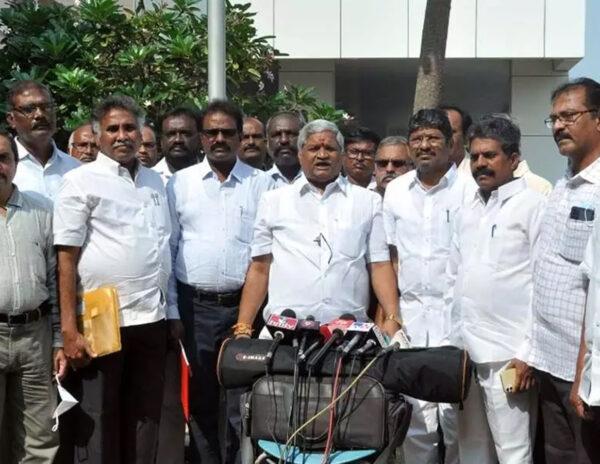 AP Employees Decides Head on With Jagan!