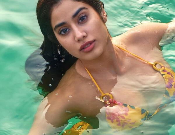 Pic Talk: Tempting Curves In Bikini
