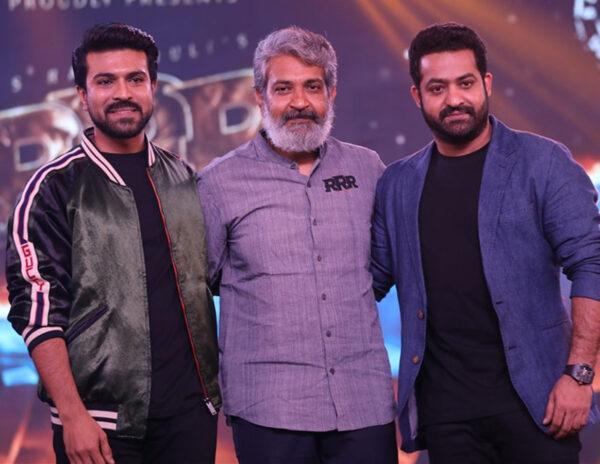 Ram Charan, SS Rajamouli, Jr NTR, RRR Movie postponed