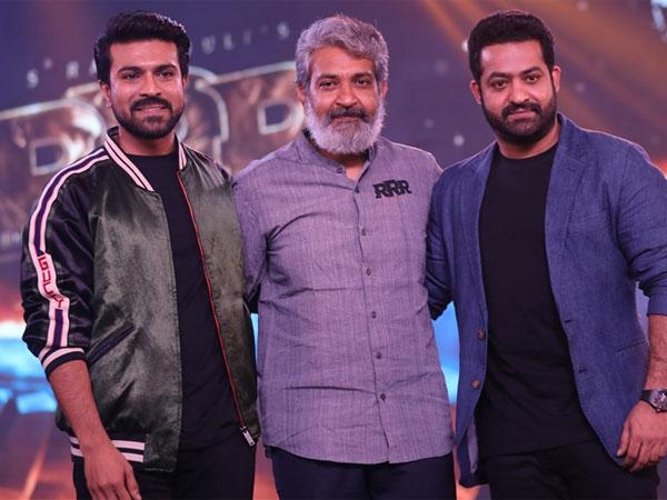 Ram Charan, SS Rajamouli, Jr NTR, RRR Movie postponed