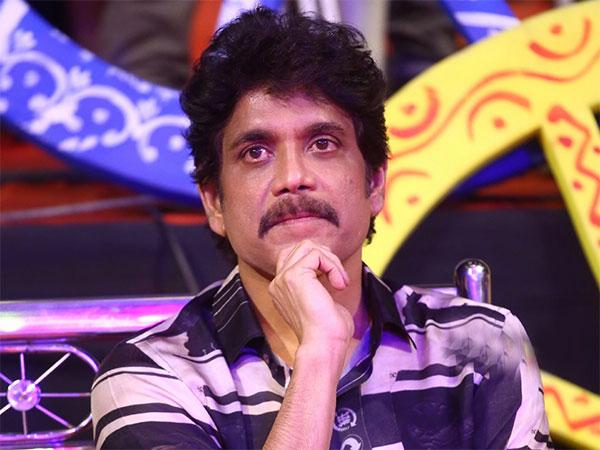 Samantha Fans to Nag: Where Were You?