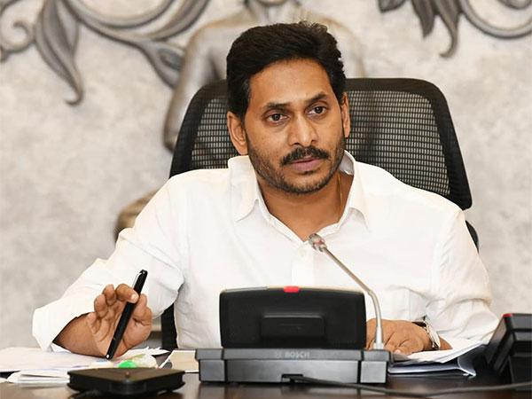 This Is Cheating Says Jagan's Biggest Support Base