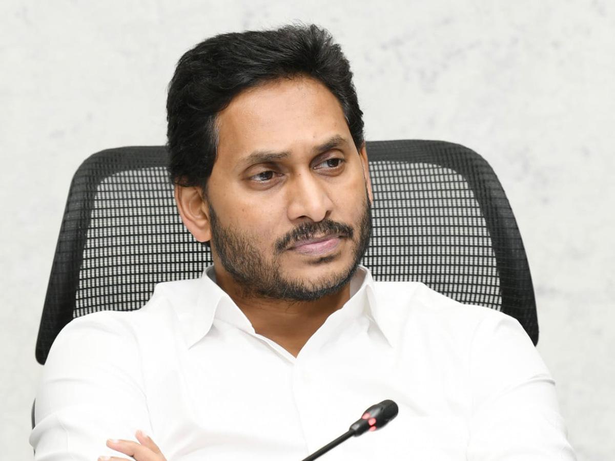 అరవై లక్షల ఓట్లను జగన్ అంత లైట్ తీసుకుంటున్నారా?