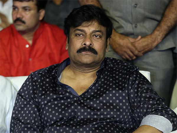 Chiranjeevi meeting with fans at Oxygen Bank camp