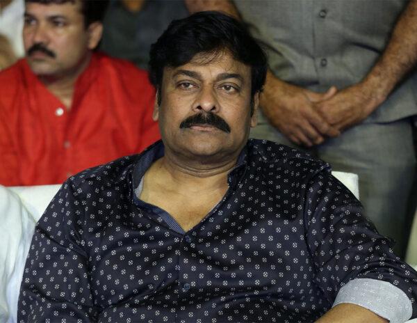 Chiranjeevi meeting with fans at Oxygen Bank camp
