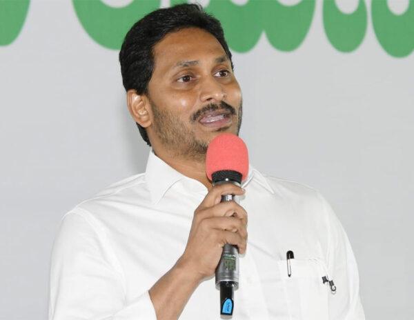 ఏపీలో "పేదరికం" అర్ధం మారిపోయిందిరయ్యో!