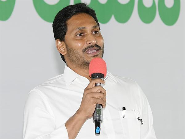 జగన్ పై టీడీపీ రివేంజ్!