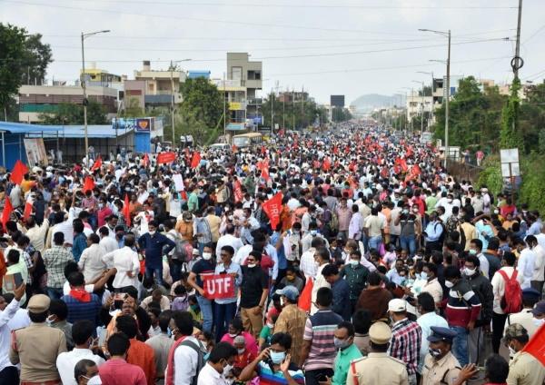 Chandrababu Naidu YS Jagan