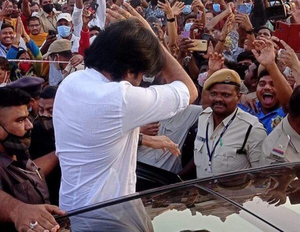 Pawan Kalyan visits Statue of Equality