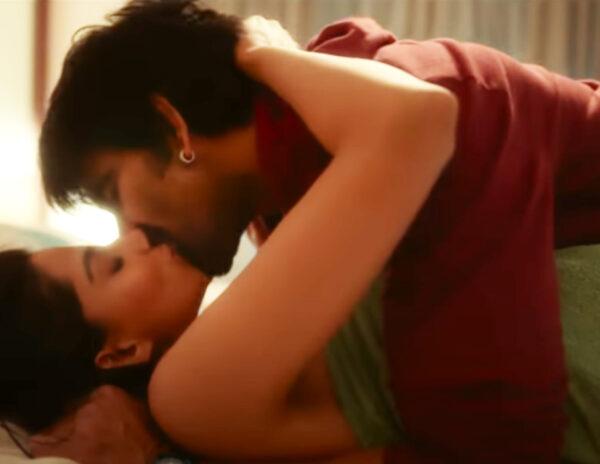 Ravi Teja Lip-lock