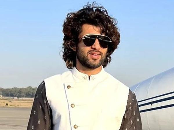 Showoff Star Vijay Deverakonda