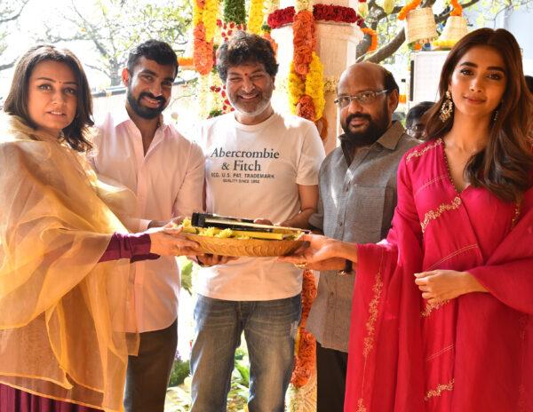 Trivikram To Cast Spell For Mahesh Babu?