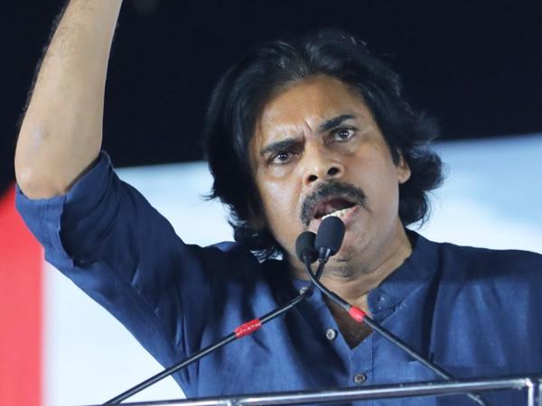 pawan kalyan retaliates on ys jagan